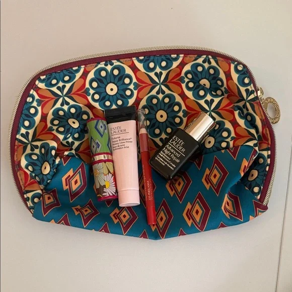 Estee Lauder Cosmetic Pouch Bundle - Picture 10 of 10